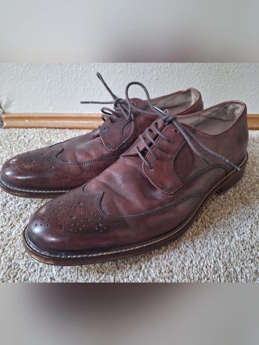 BANANA REPUBLIC Wingtip Brogue Dress Shoes Lace Up Leather Mens Size 10 M